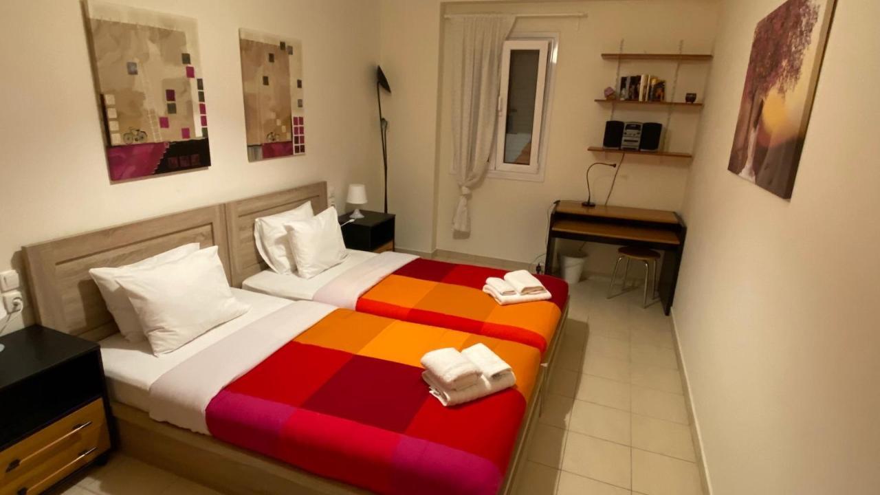 Patras Palm Tree Apartment Bagian luar foto