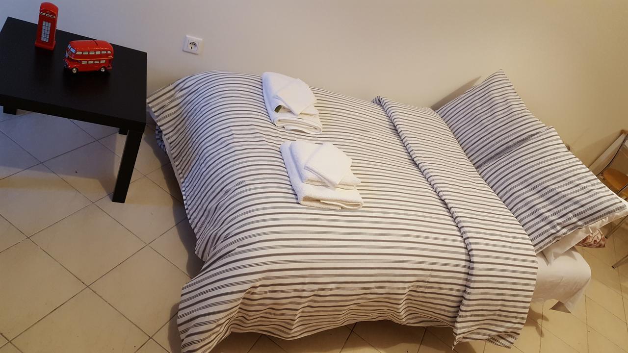 Patras Palm Tree Apartment Bagian luar foto